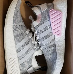 ADIDAS NMD_R2 Primeknit